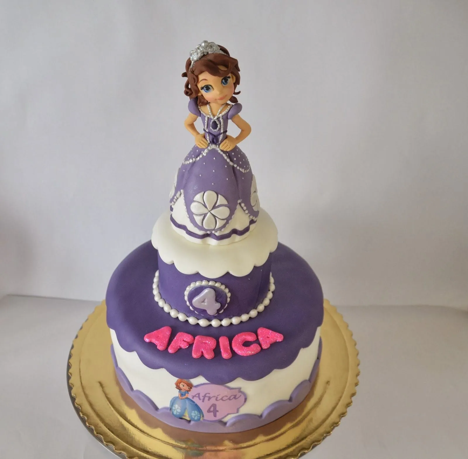 Tartas Artisticas.: TARTA FONDANT PRINCESA SOFIA