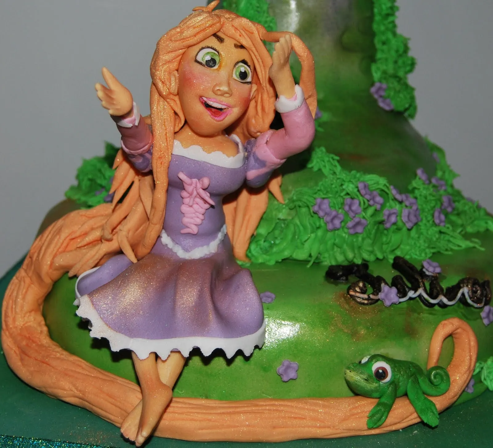 LAS TARTAS DE ELENA: RAPUNZEL Y SU TORRE