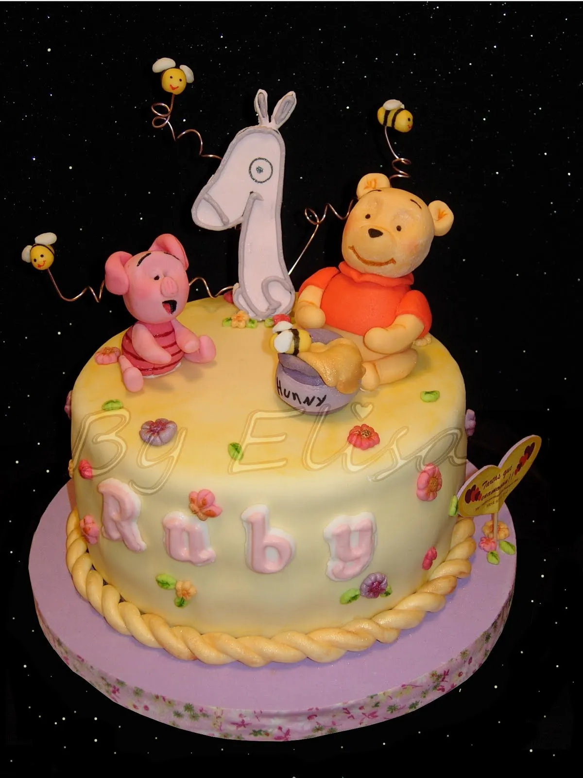 Tartas que enamoran!!: Pastel Winnie de Pooh y Piglet para Ruby