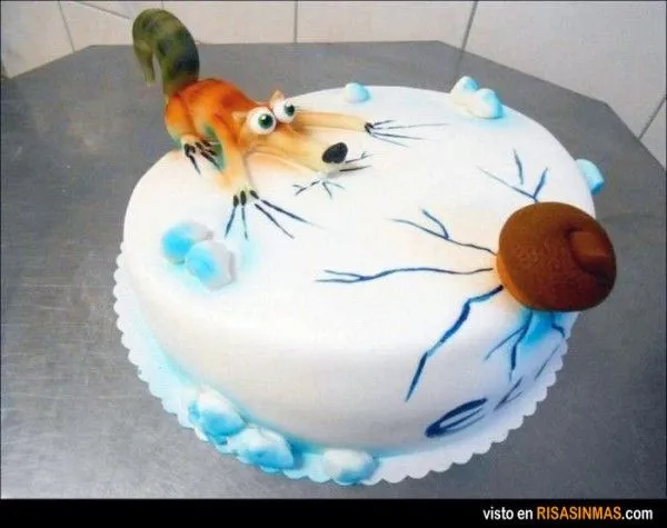 Tartas originales: Scrat y su bellota