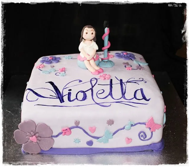 Diseños de tortas de violeta - Imagui