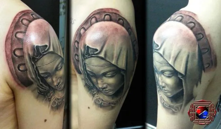 tattoo-shoulder-3d-realistic.jpg