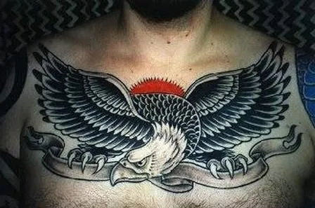 Tatuaggio Aquila: disegni e significati - PassioneTattoo