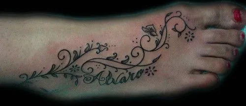 Tatuaje enredadera Pupa Tattoo Granada | Flickr - Photo Sharing!