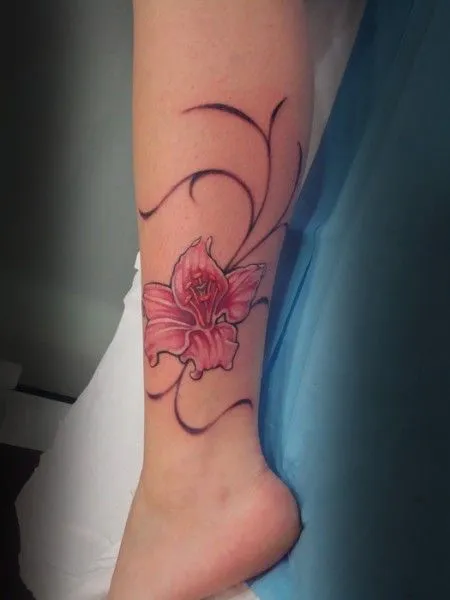 Tatuajes de flores y corazones - Imagui