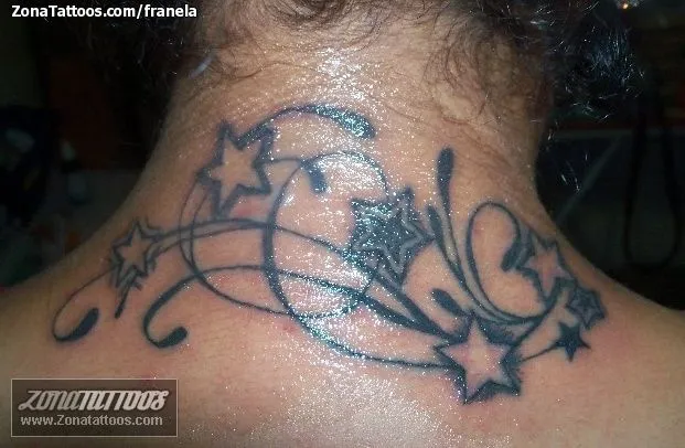 Tatuaje de franela - Nuca Estrellas Filigranas