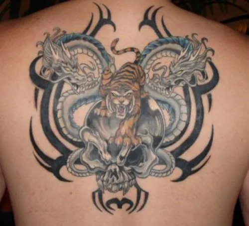 Tatuaje de Tigre y dragones | Fotos de Tatuajes