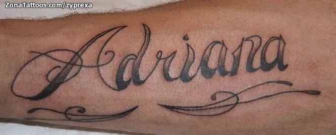 Tatuaje de zyprexa - Adriana Nombres Letras