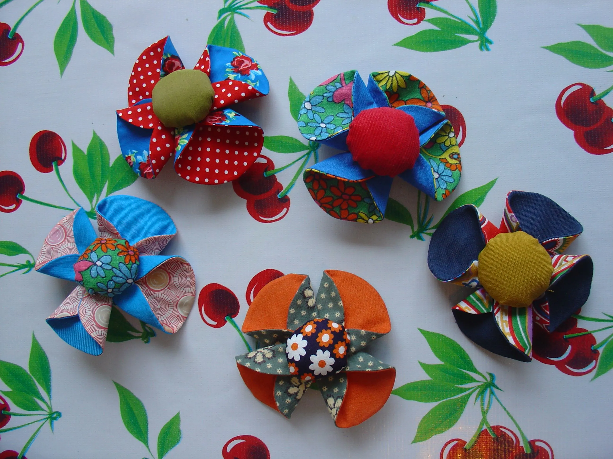 Tea Cup Flower broches | Flickr - Photo Sharing!