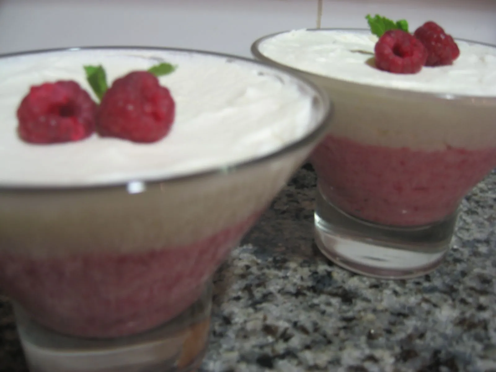 a teacher in the kitchen: Mousse de frambuesas con chantilly