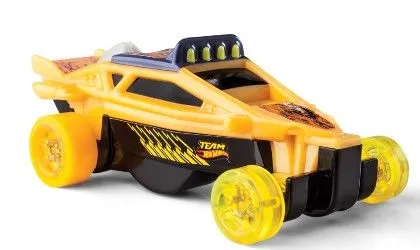 Llegan a la Cajita Feliz de McDonald's iCarly/Team Hot Wheels ...