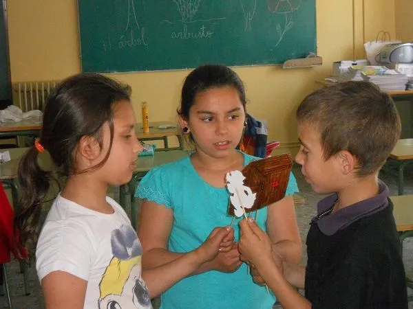 HACIENDO TEATRO CON LOS "TRES CERDITOS" EN LA CLASE DE 2º A. | Red ...