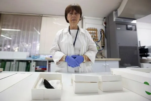 La tecnología moderna permite descifrar un pergamino hebreo de ...