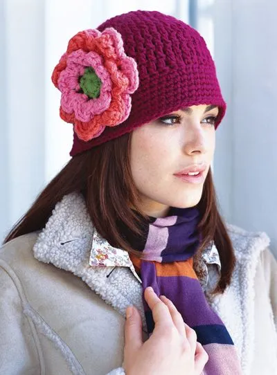 Tejido Facil: Patrón: Gorro con flor precioso!!!