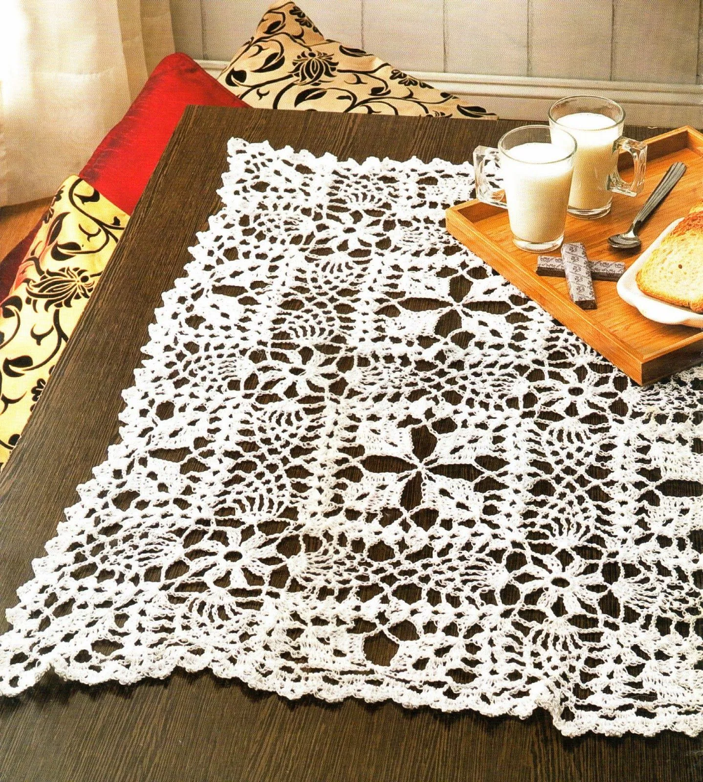 tejidos artesanales en crochet: carpeta cuadrada tejida en crochet.