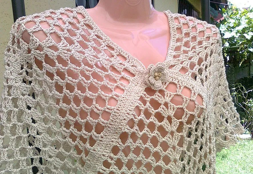 MIS TEJIDOS Y OTRAS HIERBAS: Poncho a crochet en algodón