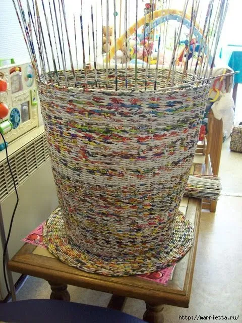 Tejidos de periódicos | Weaving / Cesteria | Pinterest | Tejidos ...
