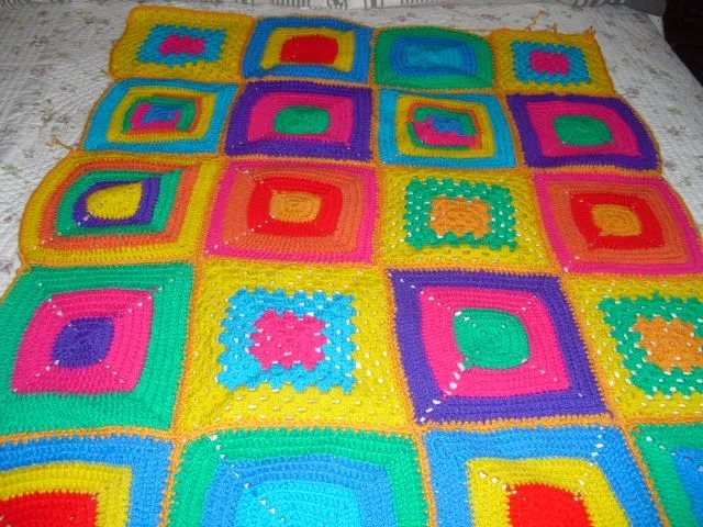 Tejiendo y Creando: Punto de crochet, avance del cubre cama