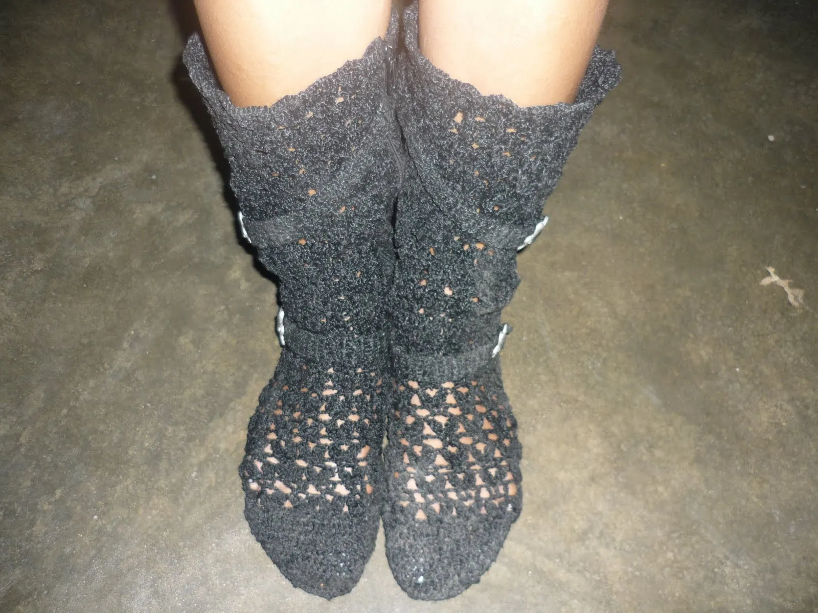 TEJIENDO A CROCHET CON MYRG: COMO ELABORAR UNAS BOTAS A CROCHET