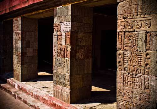 Templo Azteca Lex Freeman El Monstruo - Artelista.com