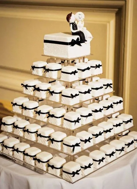 The Cake Club Mexico: MINI PASTELES PARA TU BODA.INCREIBLE PASTEL ...