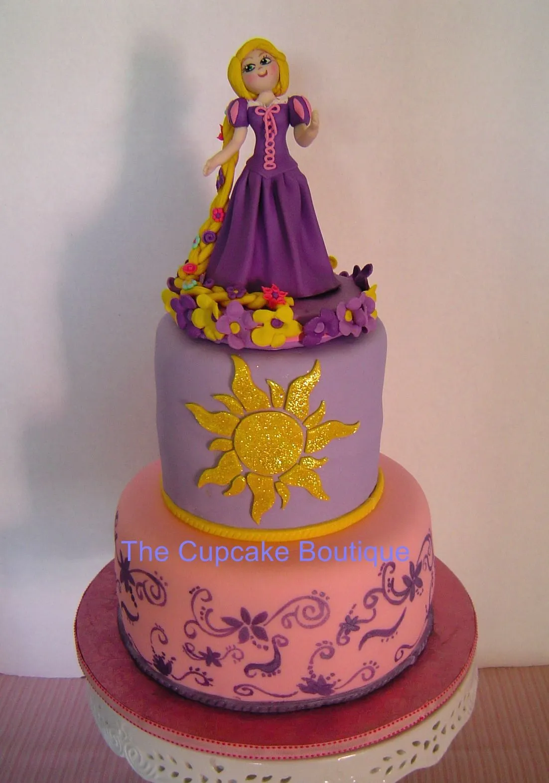 The Cupcake Boutique: PASTELES DE FONDANT