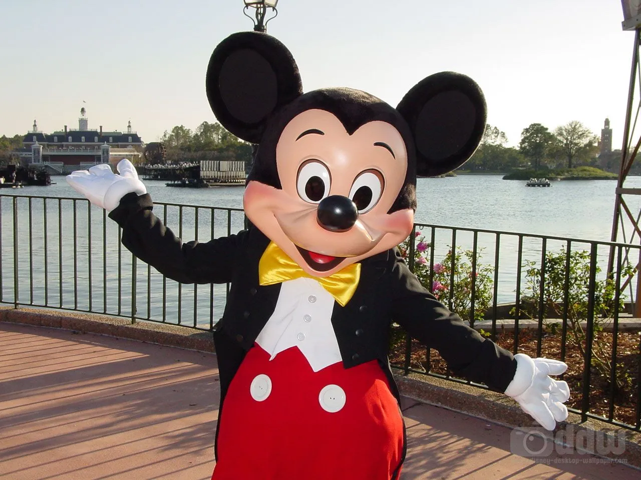 The famous Disney icon: Mickey Mouse (Photo credit: Google images)