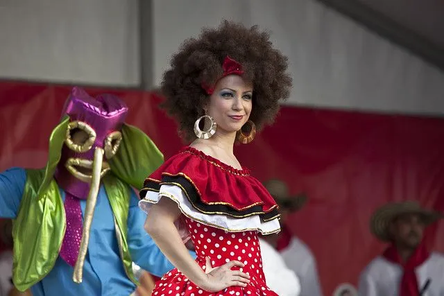 The Negra Puloy Look, teasing at the audience. | Flickr - Photo ...