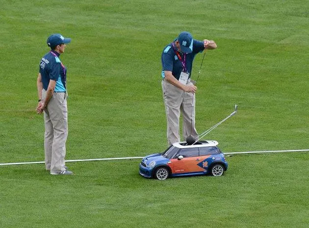 The remote-controlled mini Mini Cooper that shuttles javelins to ...