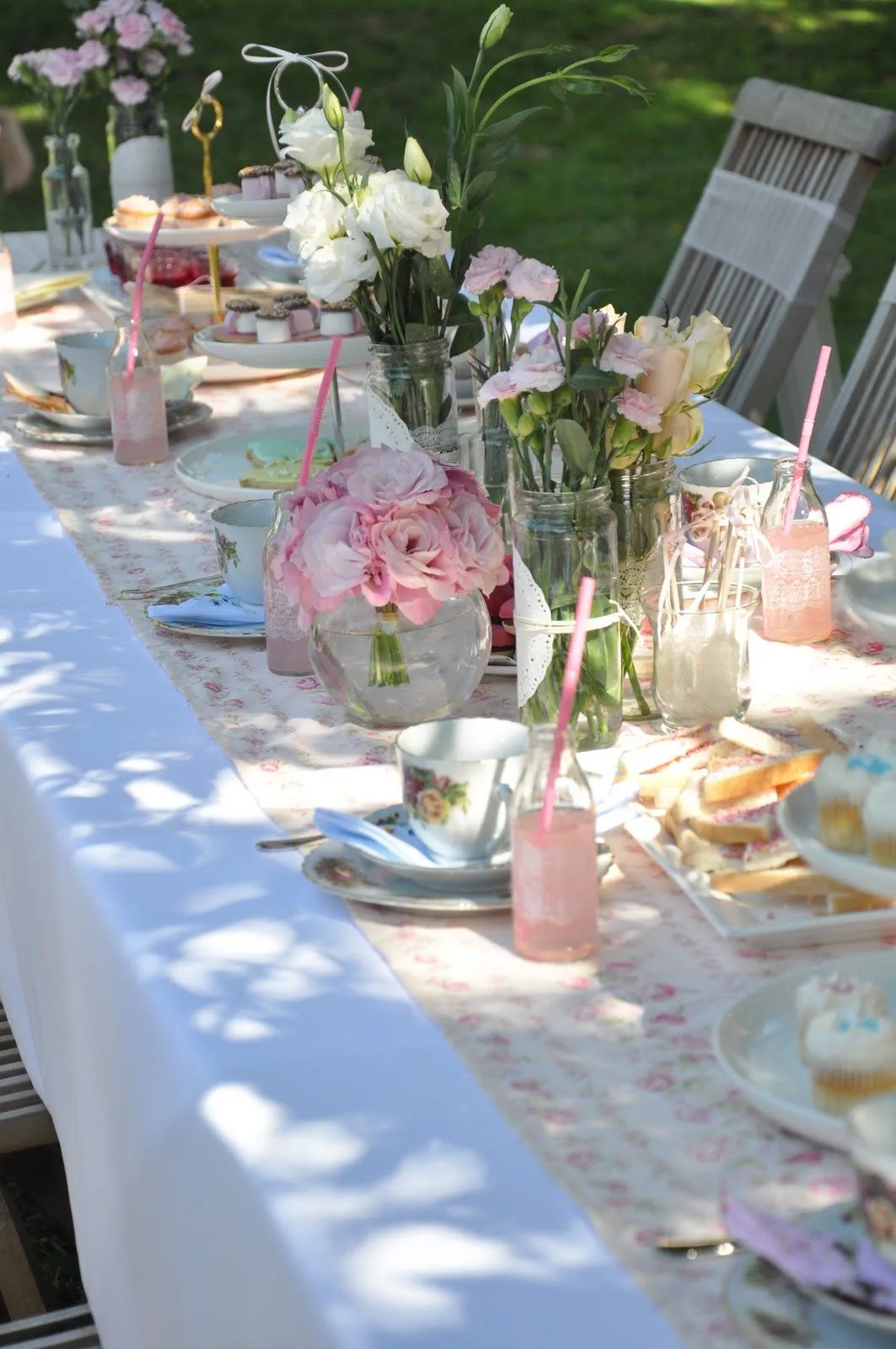 The Vintage Garden Tea Party - Asian Wedding Ideas {Summer Setting ...