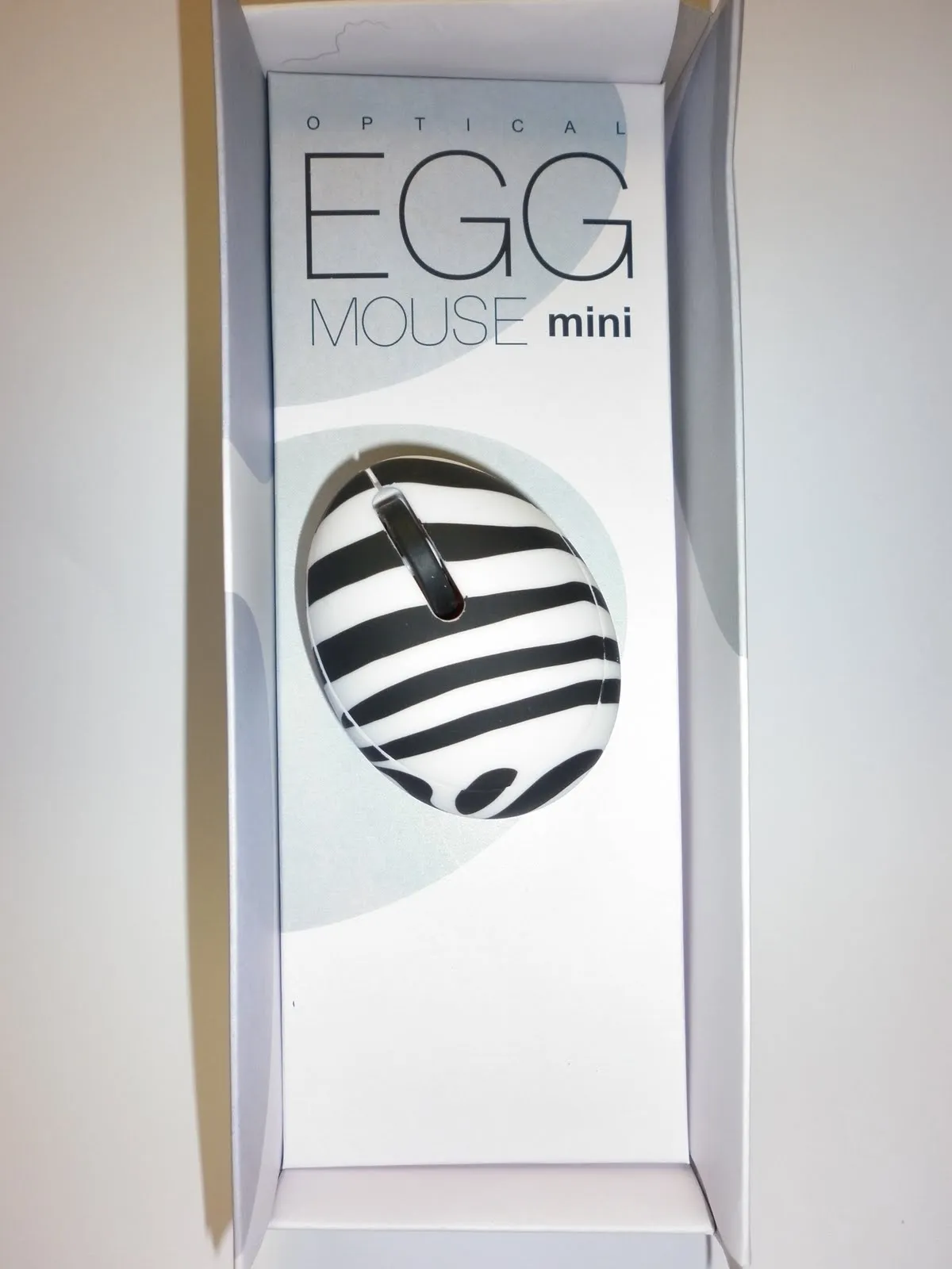 This MINI EGG SHAPE MOUSE have a natural form holds nice and ...