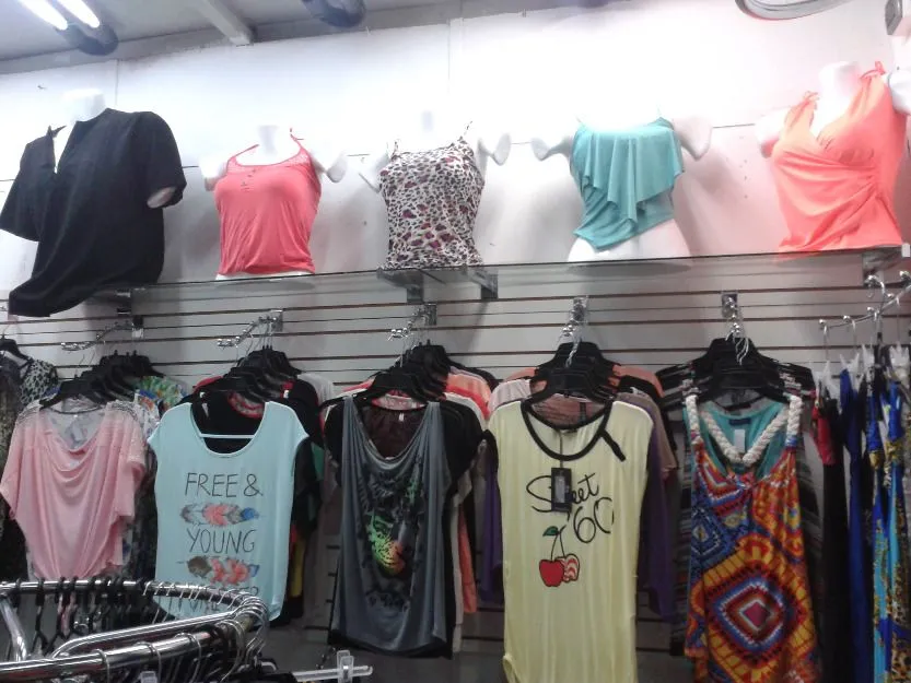 tienda de ropa roox: junio 2013