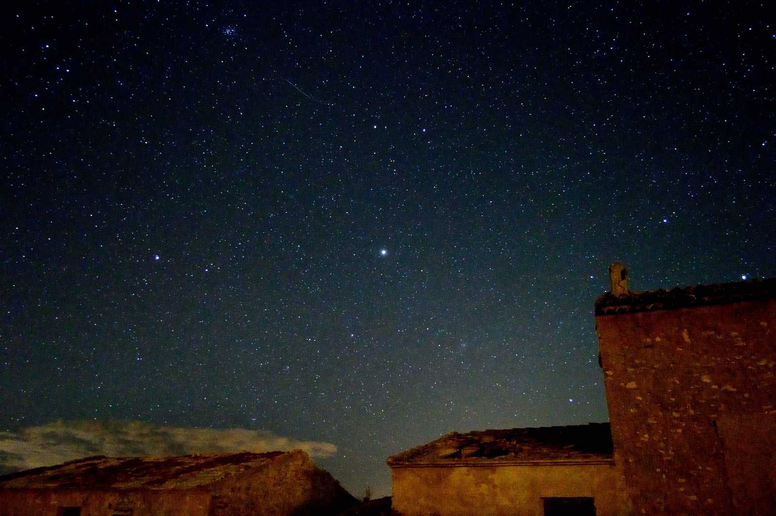 Entre dos tierras bajo un cielo estrellado | Enamorados de Alicante