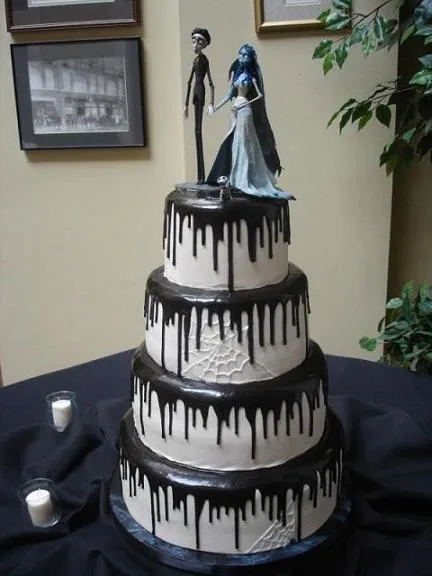 Tim Burton ihlette esküv?i torta - Wedding Design Blog - esküv? ...