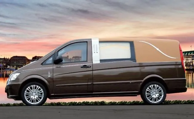 Cinco tipos de coches fúnebres para acabar sobre ruedas