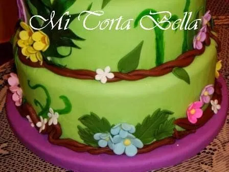 Mi Torta Bella: Torta y cupcakes - Rapunzel (