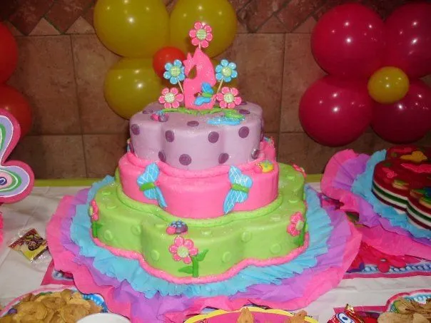 Tortas infantiles con flores - Imagui