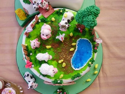 Torta decorada con animales de granja - Imagui