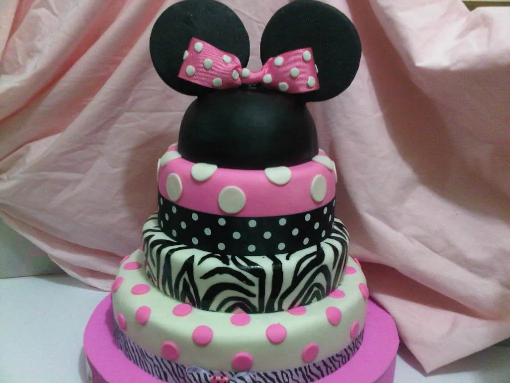 TORTA MINNIE | Repostería Artística Sandra