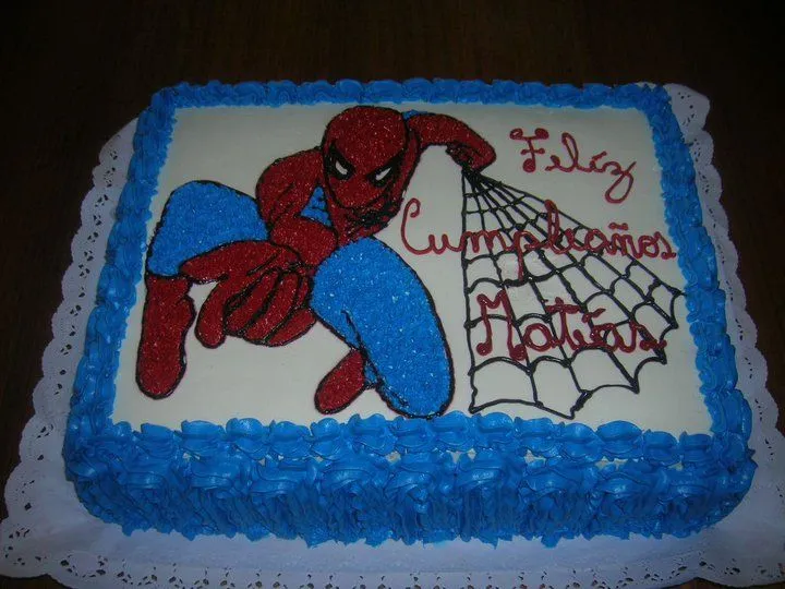 Torta de piña "Hombre araña" ~ Pastelería Yasna