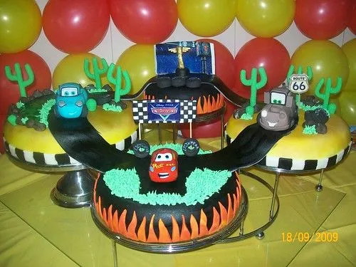 Torta Pista de Cars | Flickr - Photo Sharing!