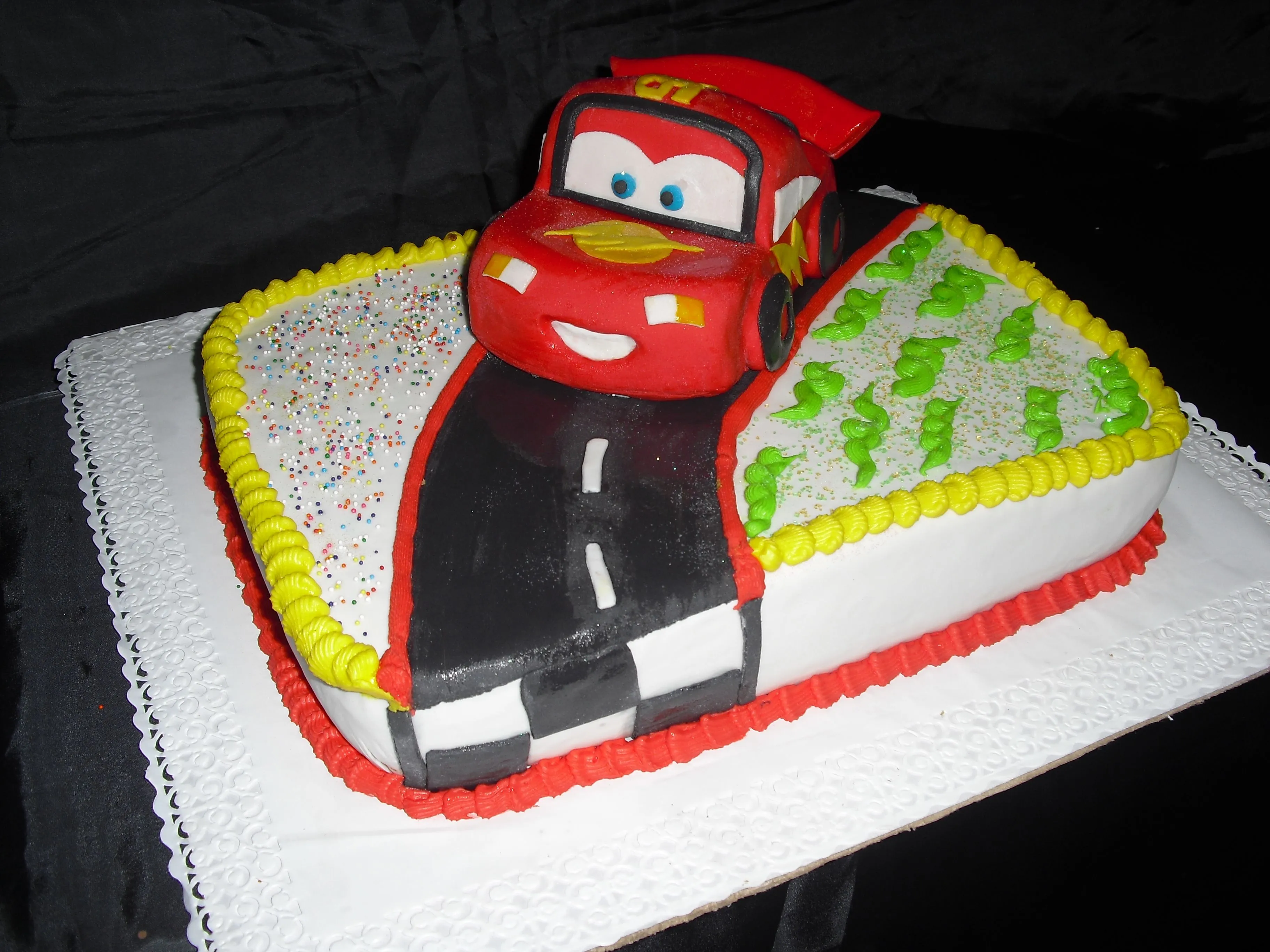 Torta de Pista Cars I | soniacakes