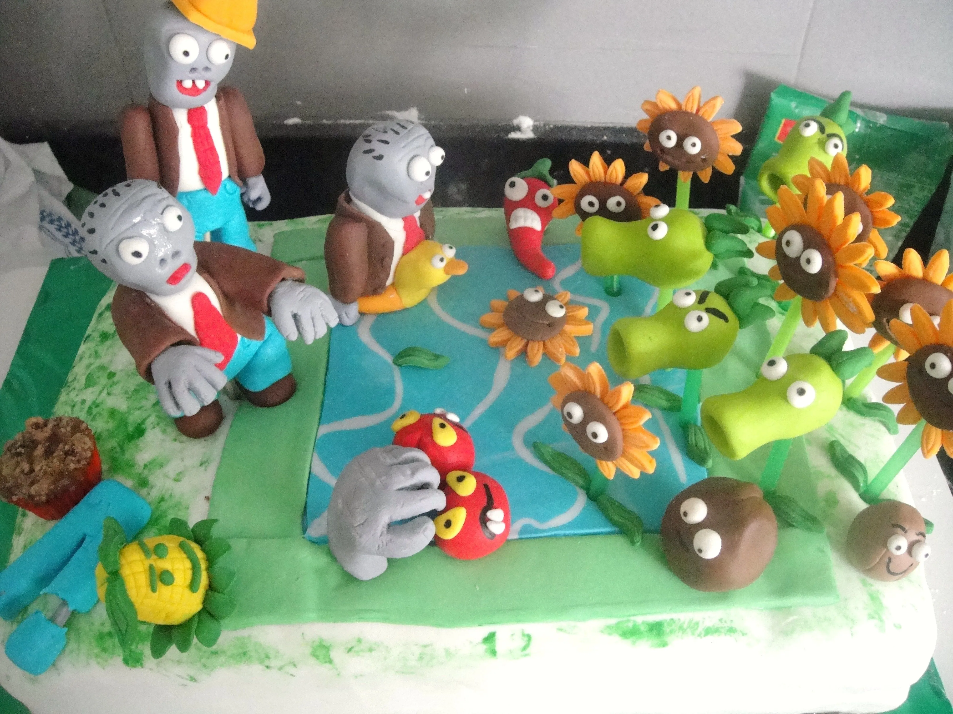 Como hacer una torta de Plants Vs Zombies | Sweet Boutique