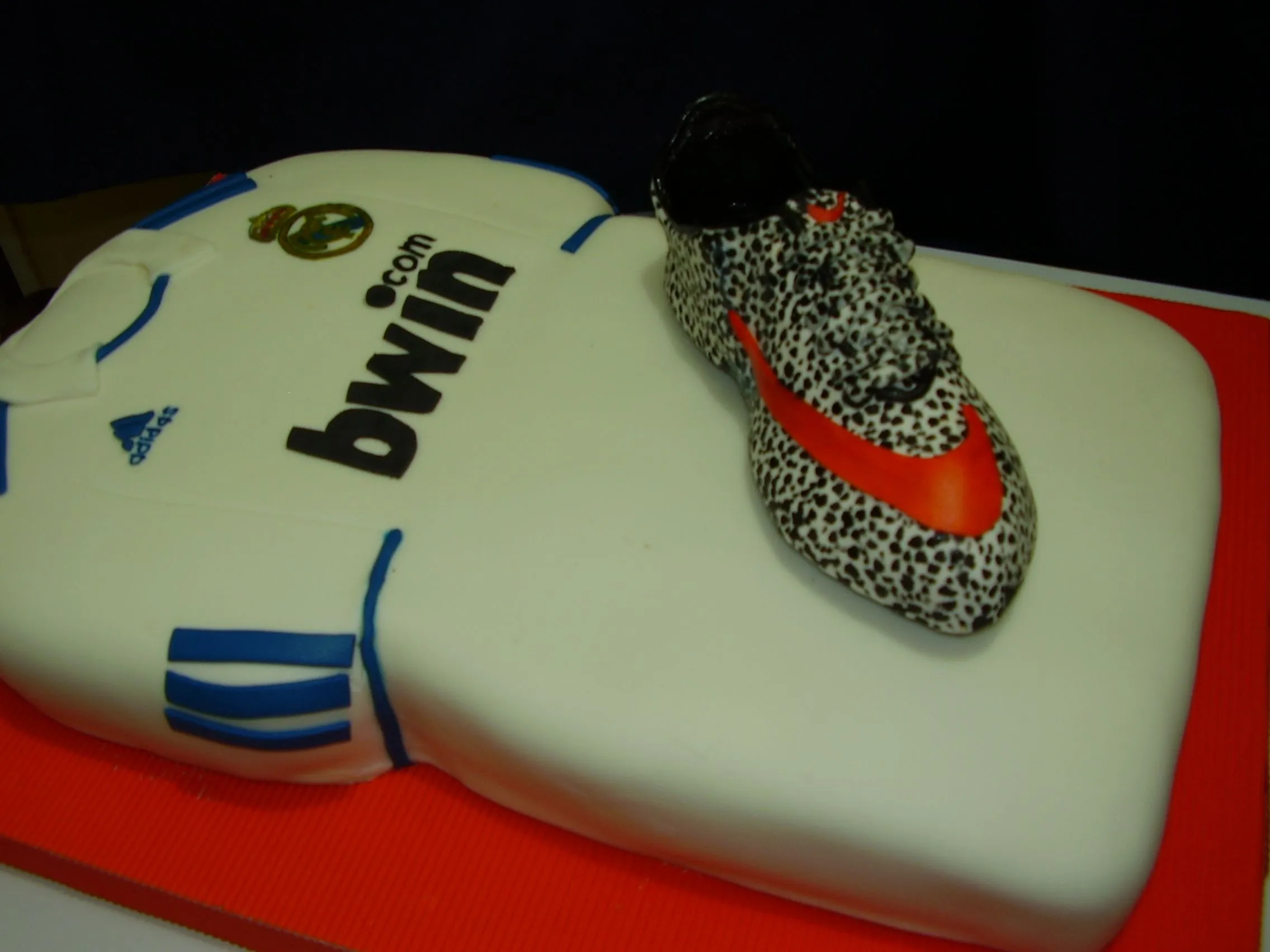 TORTA REAL MADRID | Repostería Artística Sandra