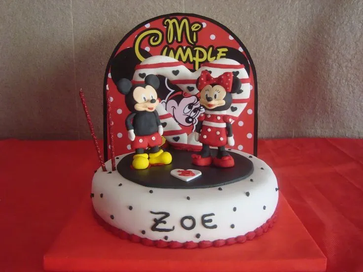 Torta tematica | Zoe junto a #Mickey y #Minnie | Pinterest