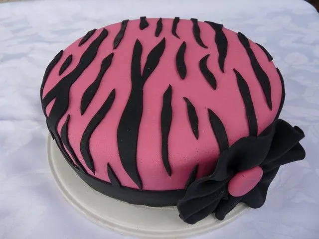 Torta zebra print en fucsia y negro | Flickr - Photo Sharing!