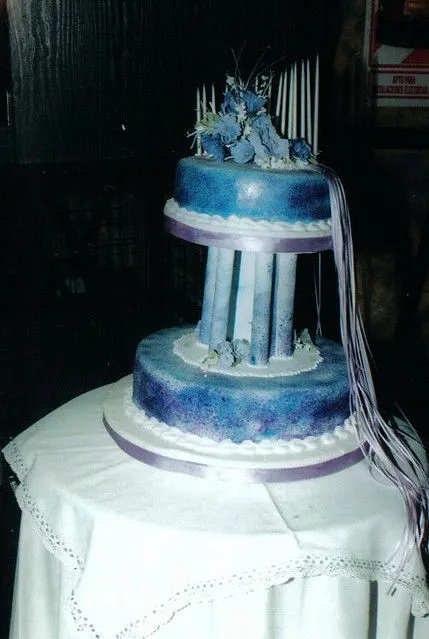 Tortas de 15 años con rosas azules - Imagui