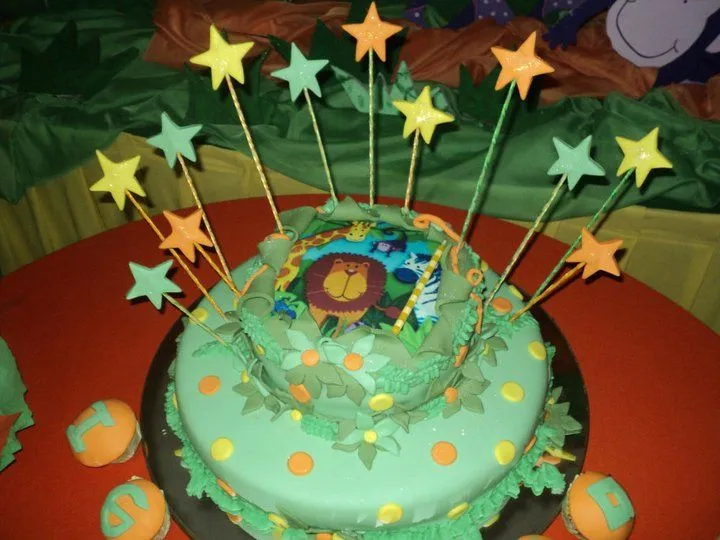 Torta con animalitos de la selva - Imagui