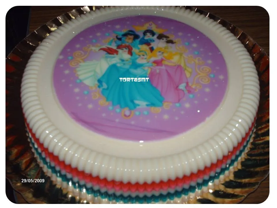 MIS TORTAS : ARMANDO LA GELATINA...
