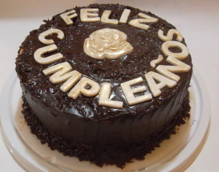 Tortas De Cumpleaños De Chocolate en Pinterest | Tartas De ...